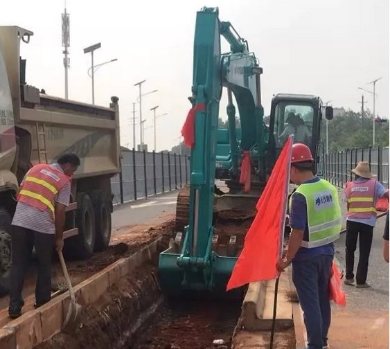 湖南圍擋廠家,長沙移動式圍擋,市政圍擋供應(yīng)批發(fā)